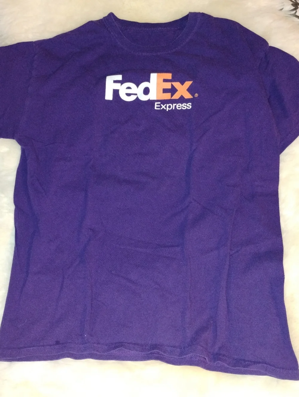 FedEx - Picture 2 of 2